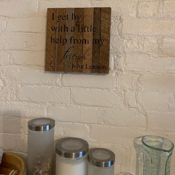 Wooden quote artwork/decor - Picture 2 of 4